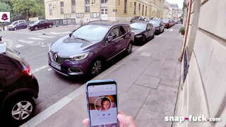 Flóra Milano: Sweet mac léinn le spéaclaí breá a tarraing &amp;amp; marcaíocht coileach! Snap-fuck.com