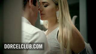 Sexe passionné avec la magnifique épouse Mia Malkova