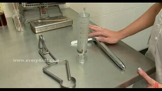 ���ະຍາບານທີ່ມີໄຂ້ກົ້ນກິນຕົ້ນສະບັບ