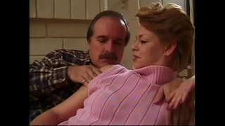 Шокшо кӱ отсасывать Шарин Вуд членже, шӱткален пытараш манын да келге шичме верыште киска